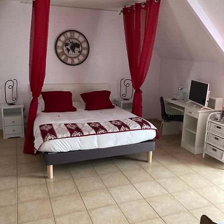 La Grande Mare Hotel Saint Benoit des Ondes Bagian luar foto