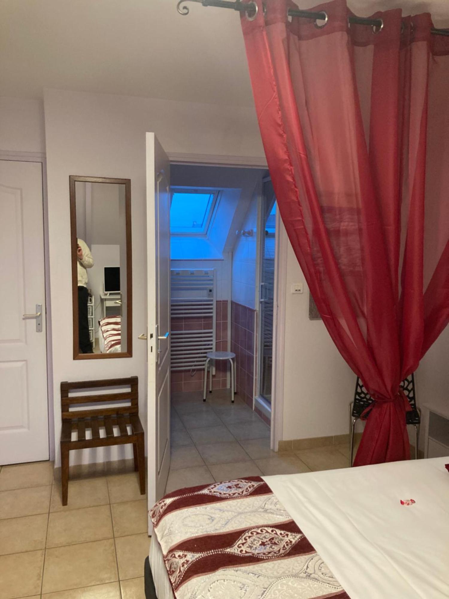 La Grande Mare Hotel Saint Benoit des Ondes Bagian luar foto