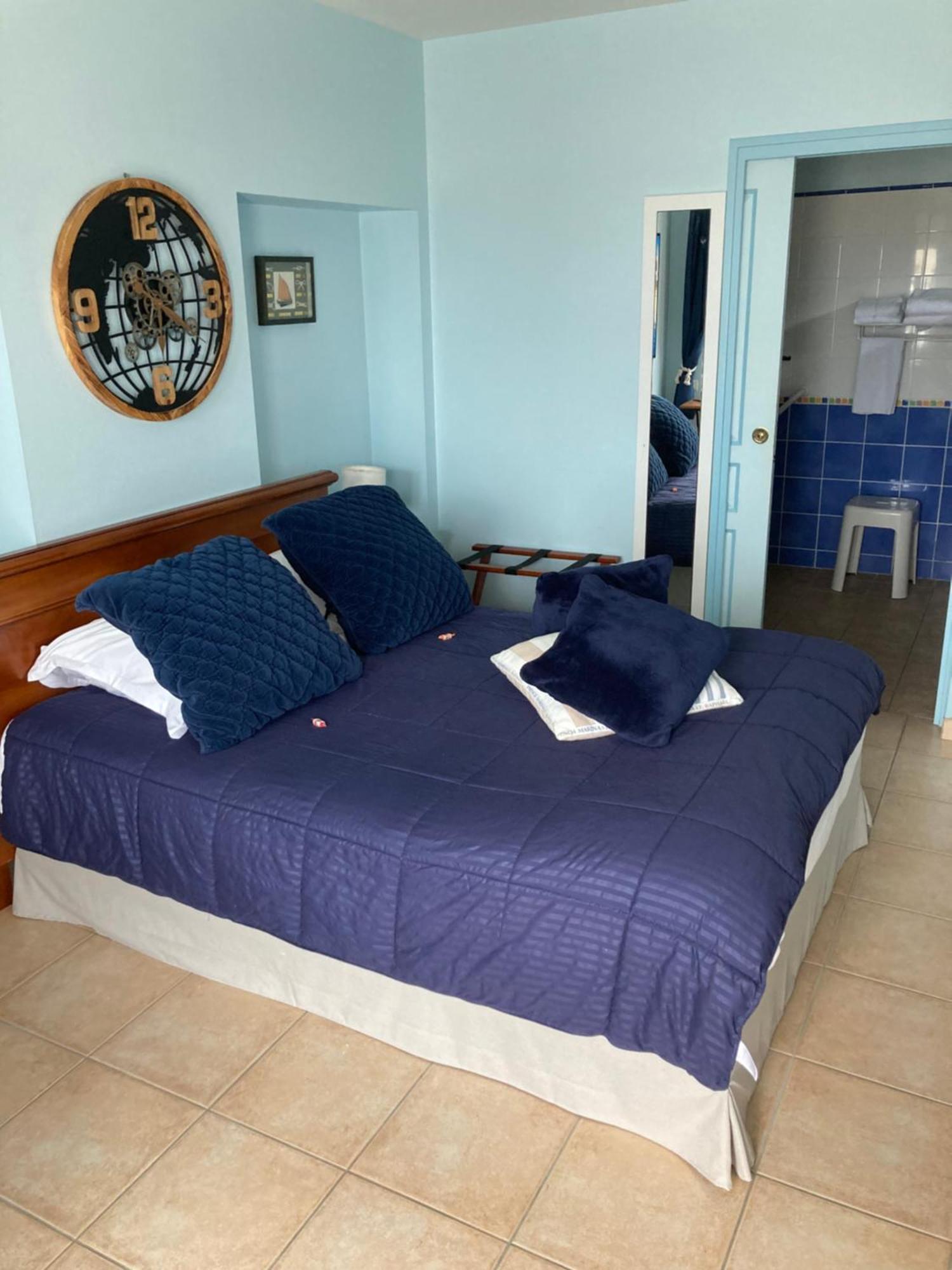 La Grande Mare Hotel Saint Benoit des Ondes Bagian luar foto