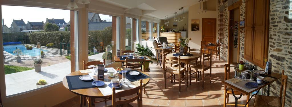 La Grande Mare Hotel Saint Benoit des Ondes Bagian luar foto