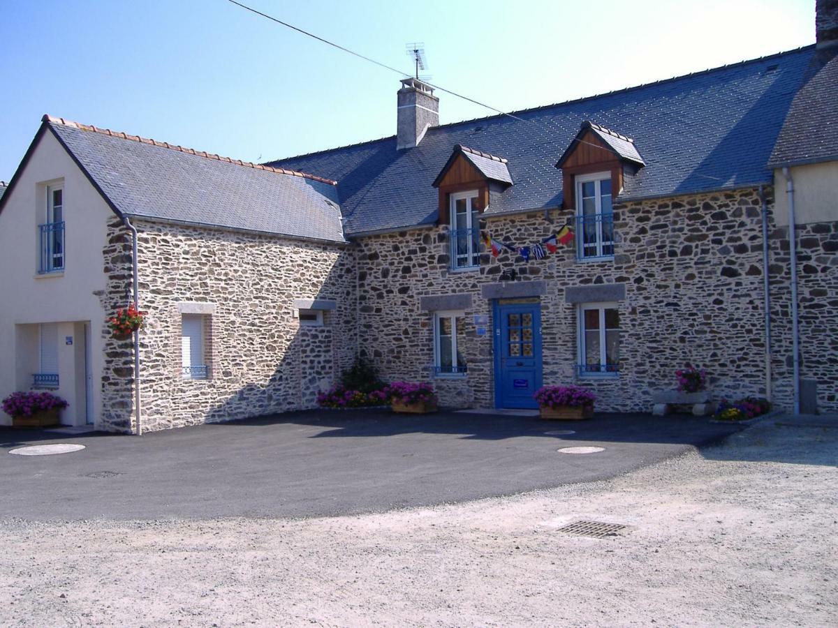La Grande Mare Hotel Saint Benoit des Ondes Bagian luar foto